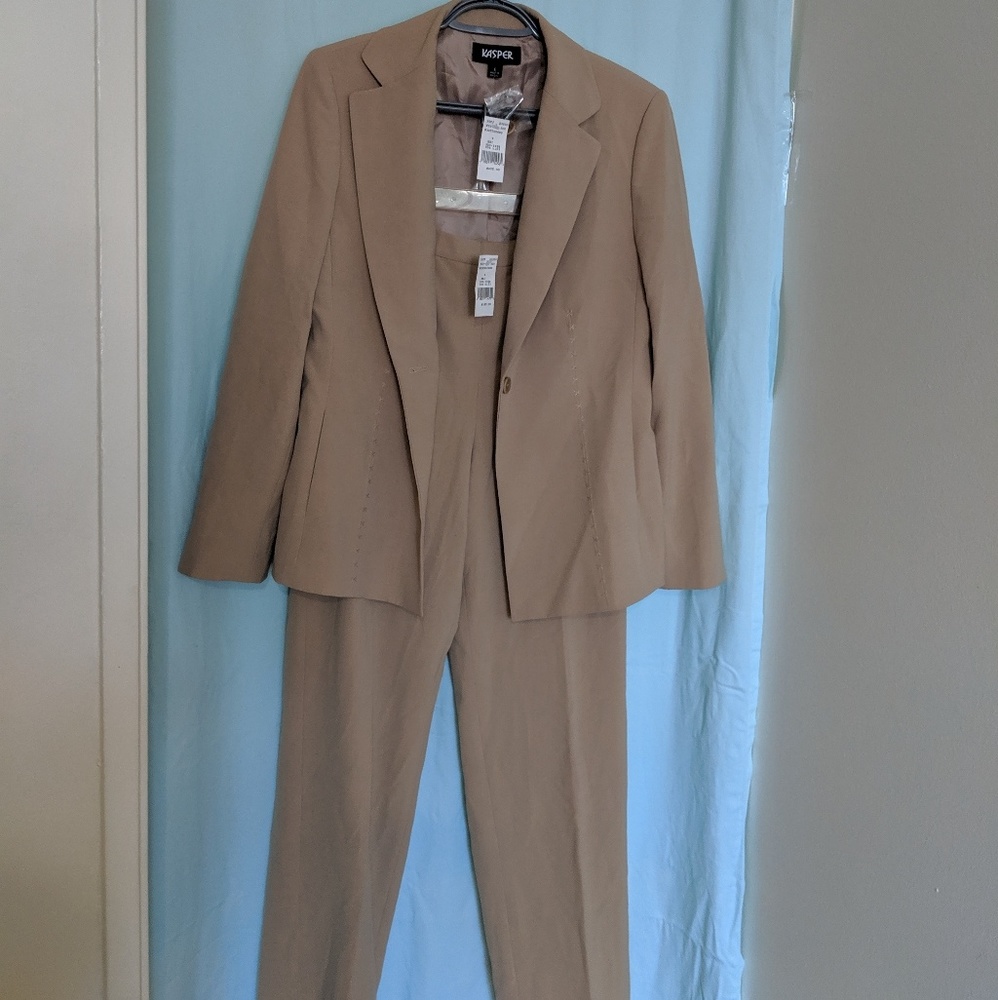 Jacket and pants suit